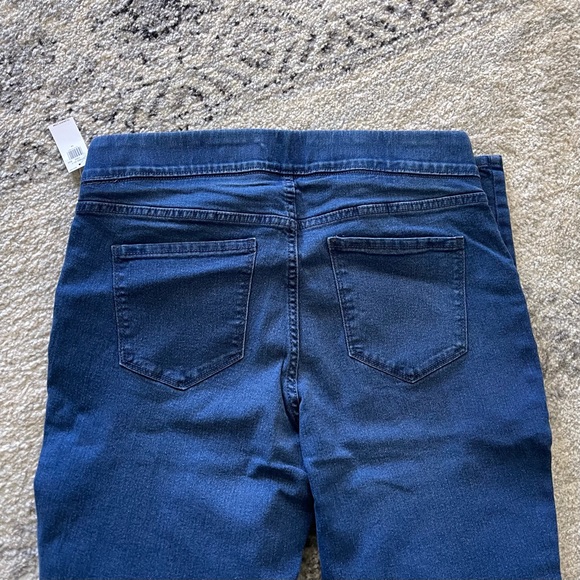 Old Navy Super Skinny Jeggings - Picture 4 of 4